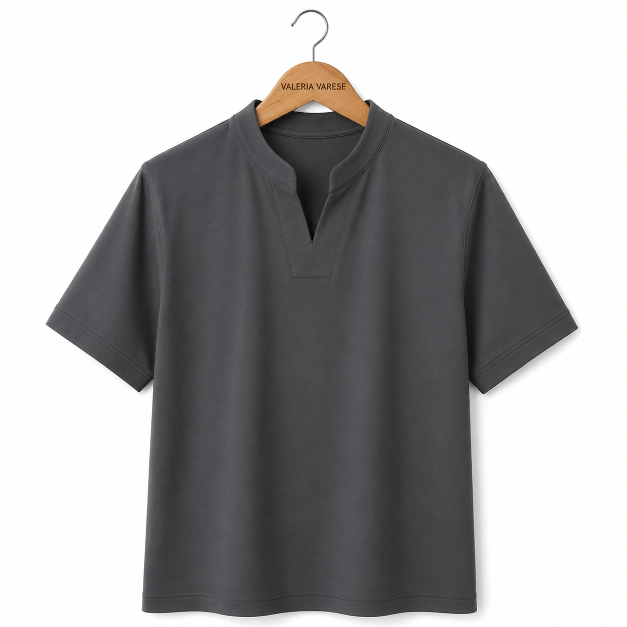 Camiseta Essential V-Neck
